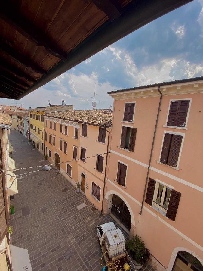 Appartamento Antico Borgo Desenzano del Garda Esterno foto
