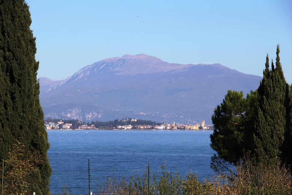 Appartamento Antico Borgo Desenzano del Garda Esterno foto